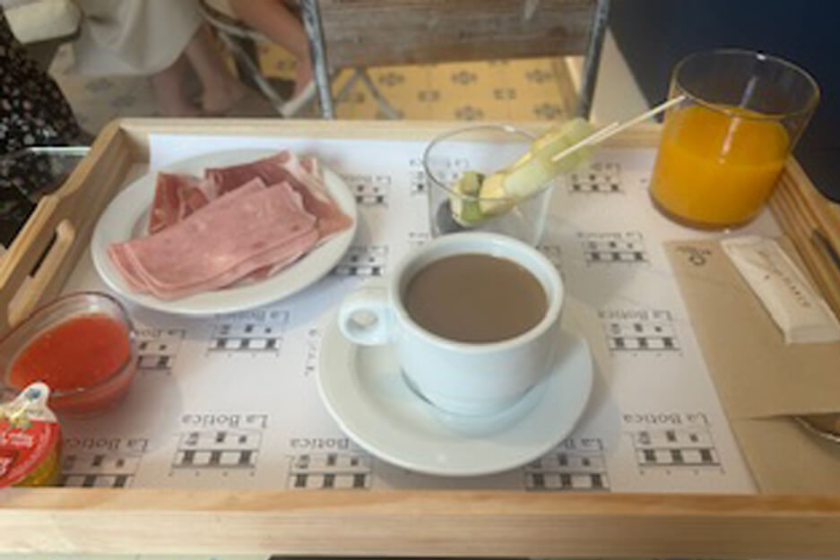 desayuno en La Botica Vejer